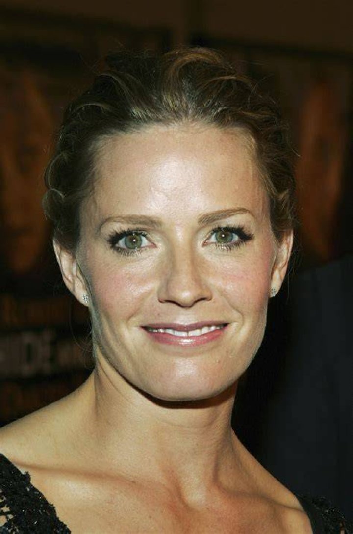 Elisabeth Shue "The Boys" Premiere at Tribeca Film Festival • CelebMafia
