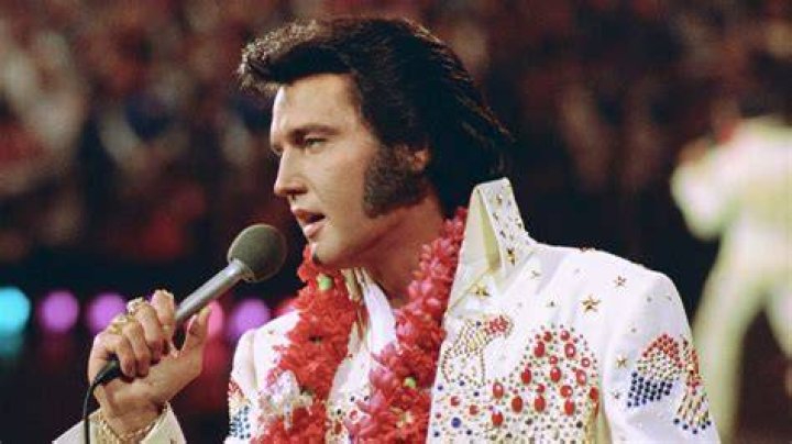 Elvis Presley's Mother's Untimely Passing: A Heartbreaking Loss