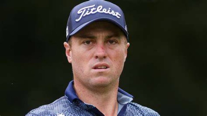 Justin Thomas' father does it all, from teacher to buddy to — caddie?!
