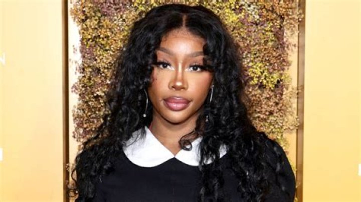 SZA Announces Deluxe Version of Sophomore Album 'SOS'